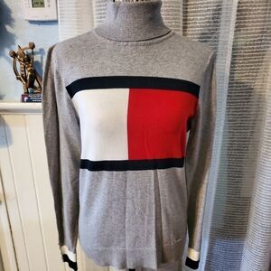 Tommy Hilfiger gray red white and blue turtleneck Size smallP